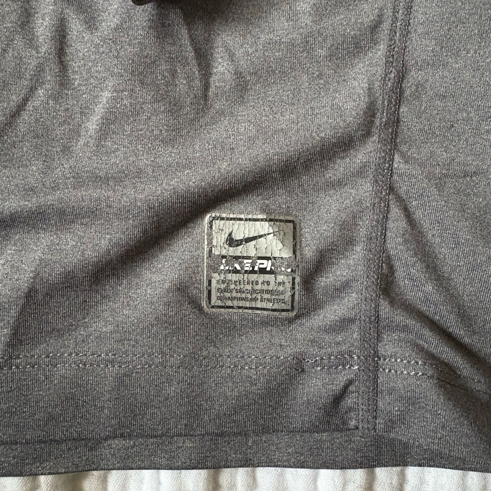 NikePro Compression Baselayer - Picture 3 of 3